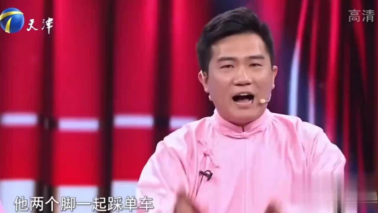 说足球搞笑新闻的相声