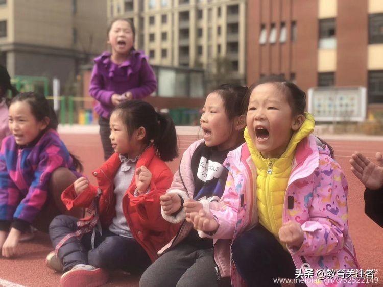 女孩学什么体育_女孩学校体育比赛