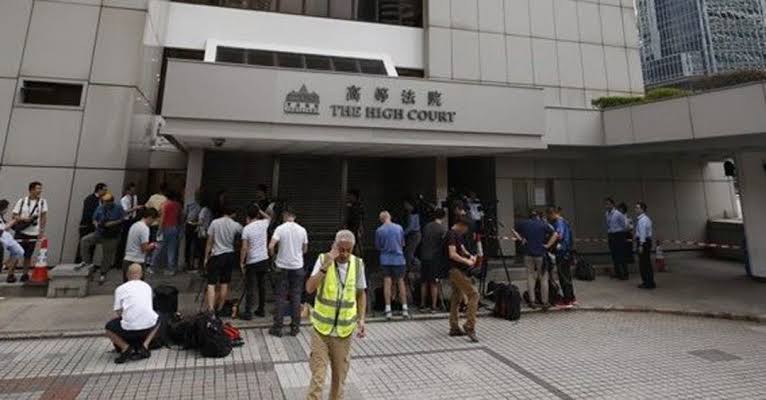 九龙城裁判法院有人持刀企图袭击裁判官 律政司强烈谴责